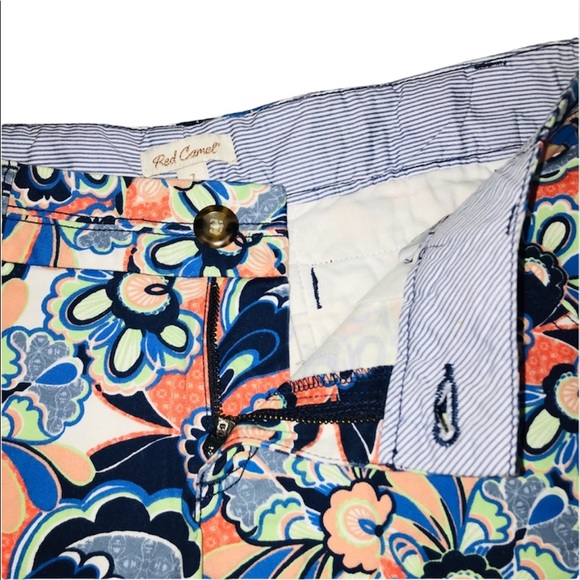 Red Camel Shorts - Picture 3 of 7